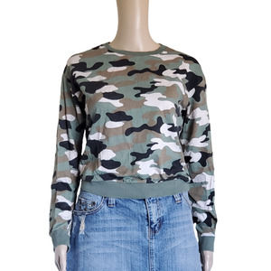 Women's H&M Green Camouflage-Print Long Sleeve Crew Neck T-Shirt Top Sz XS